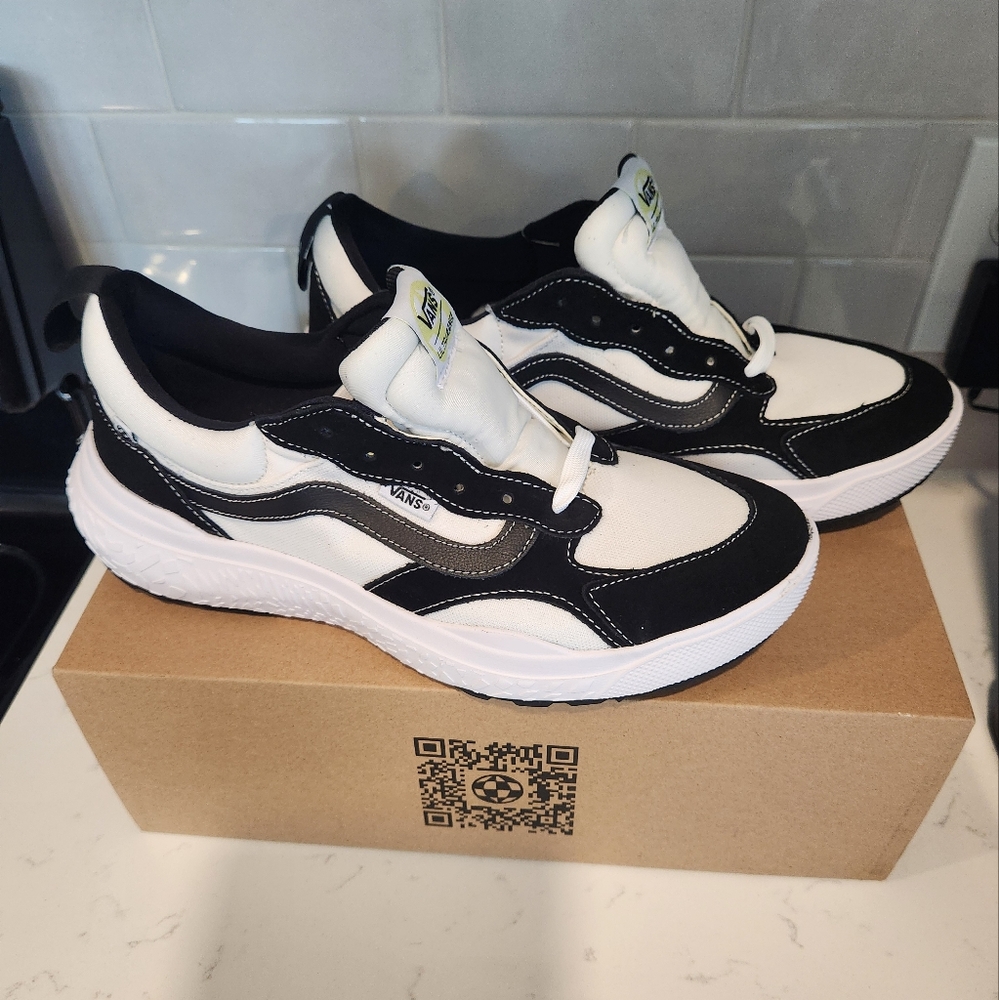 Van's MTE UltraRange Neo VR3 NWT